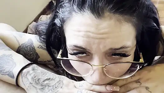 Aku lagi asik nyepong kontol suci machiavelli sampai dicrot di dalam