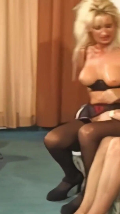 Berlin Nights: hot 80's blonde gets fucked by porn actor | Clip 2