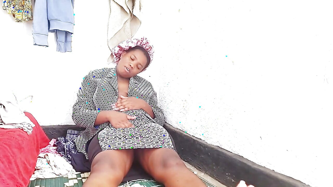 É assim que ela se sente depois de colocar os dedos dentro da buceta