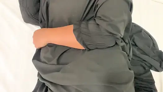 Mere choot pe haat dal diye devarji ne