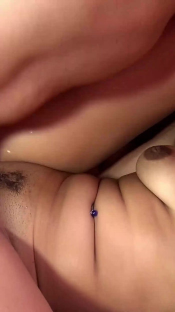 Atemberaubender moment von "G spot macht versaute asiatin annie cruz squirtet Buckets Of mädchen kommen - Squirt god 4k"