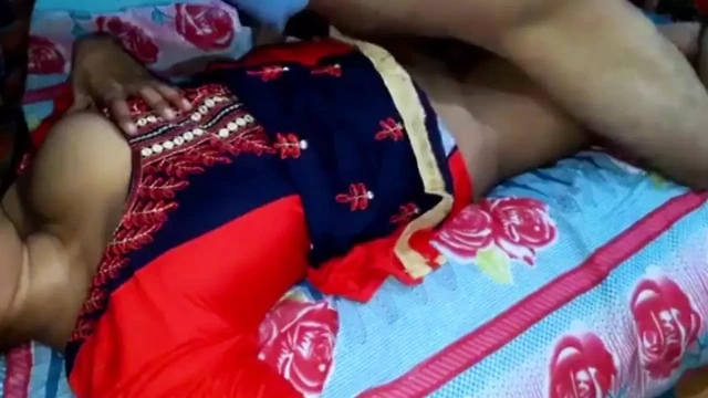 Morning me kiya bibi ke sath sex