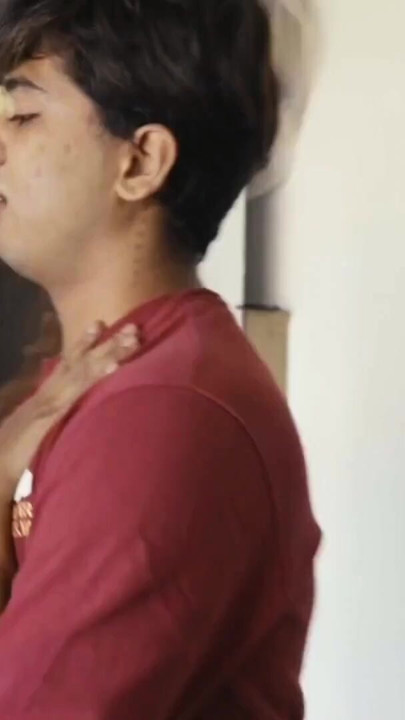 หนุ่มวัยรุ่นสุดฮอตเย็ดแฟนสาวคนสวยของเธอหลังจากที่เธอโดนเย็ด | คลิป 1