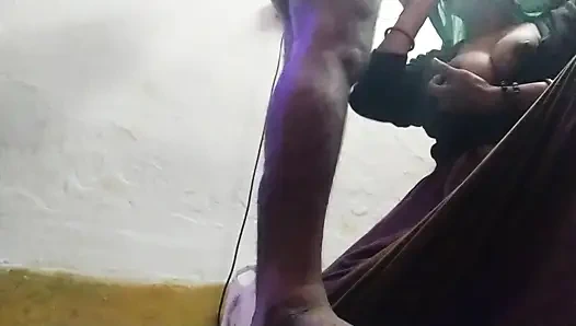 Madharchod Naukrani Ko Malik Ne Choda Gandi Gali Seks Porno Videoları