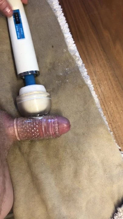 Fucking my hitachi magic wand hummingbird