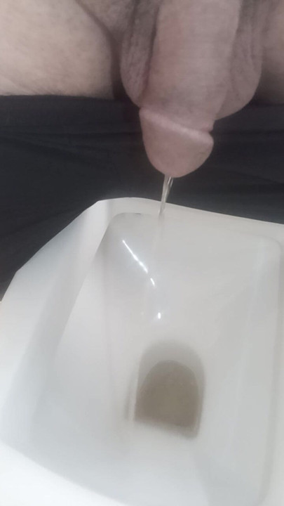 Big cock peeing