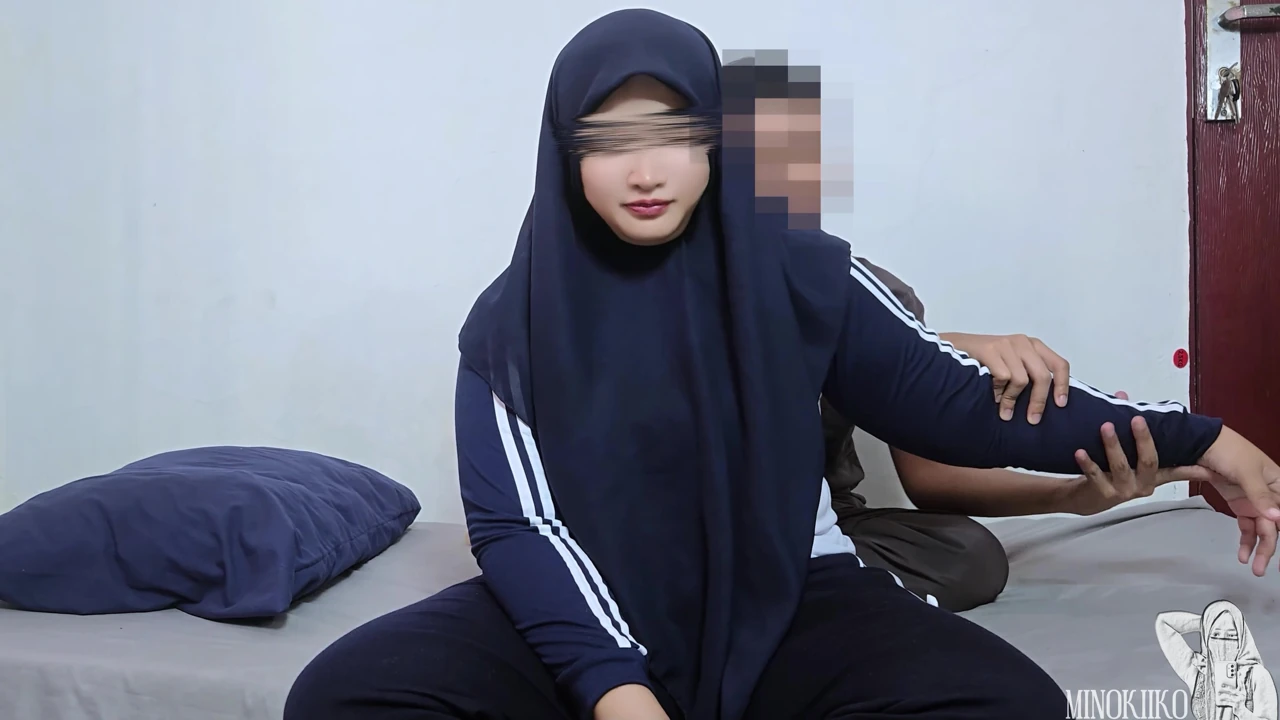 Can You Massage Me? I’m So Tense From School – Hijab School Girl Didn’t Expect This Kind of Relief – Minokiiko