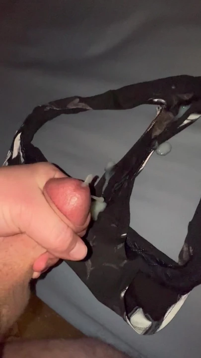 Cuckold cum shot in wife’s used dirty panties!