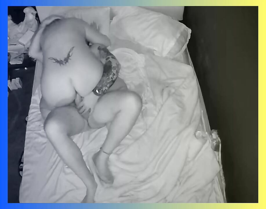PUCHIS - 47 GODINA JEBANA KAO LUDA DUBOKI ANALNI SEKS I DUBOKO GRLO