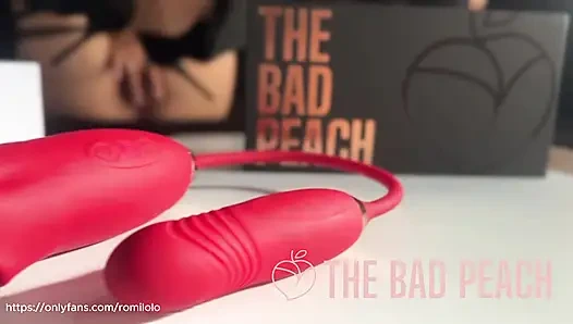 Trying out The Bad Peach's new toy! - Lip Tease 2-in-1 Tongue Vibrator