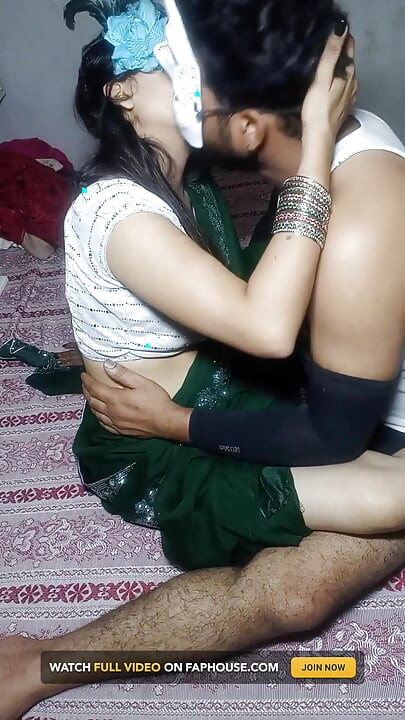 Hot Indian Couple Full on Romance