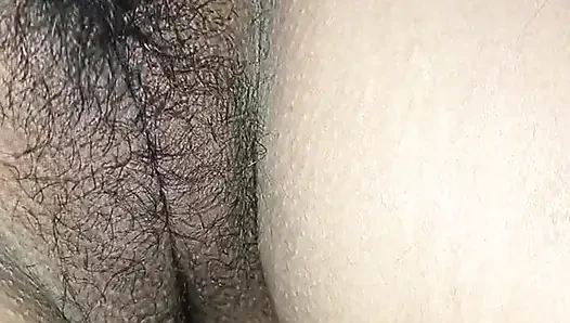 Desi Pooja Bhabhi Apni Chut Masajı