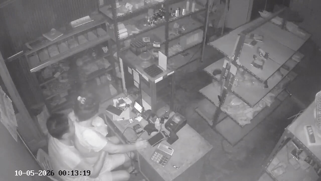 Cheating in a dark place with an ex-girlfriend, it turns out that there is a hidden camera.