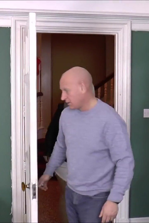 Po ciężkich negocjacjach przychodzi zabawa i zostaje zerżnięta