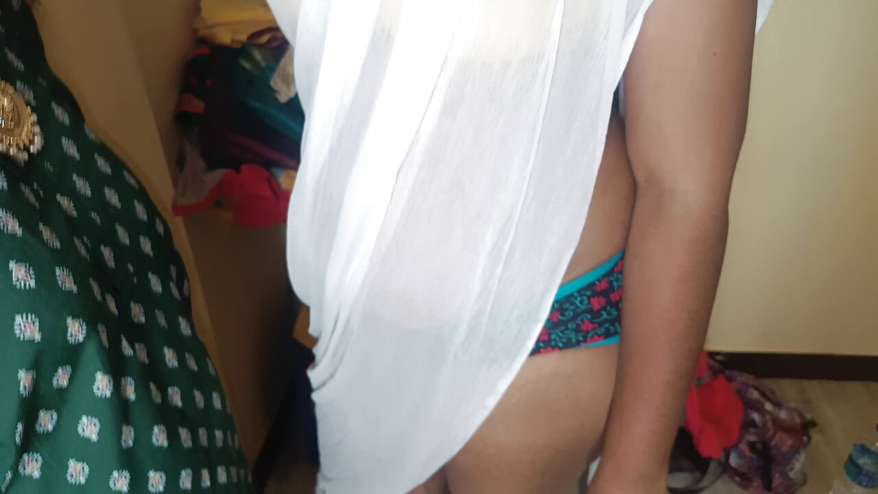 Lesbian sex in homemade xxx