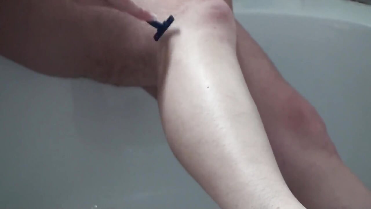 She shaves his body