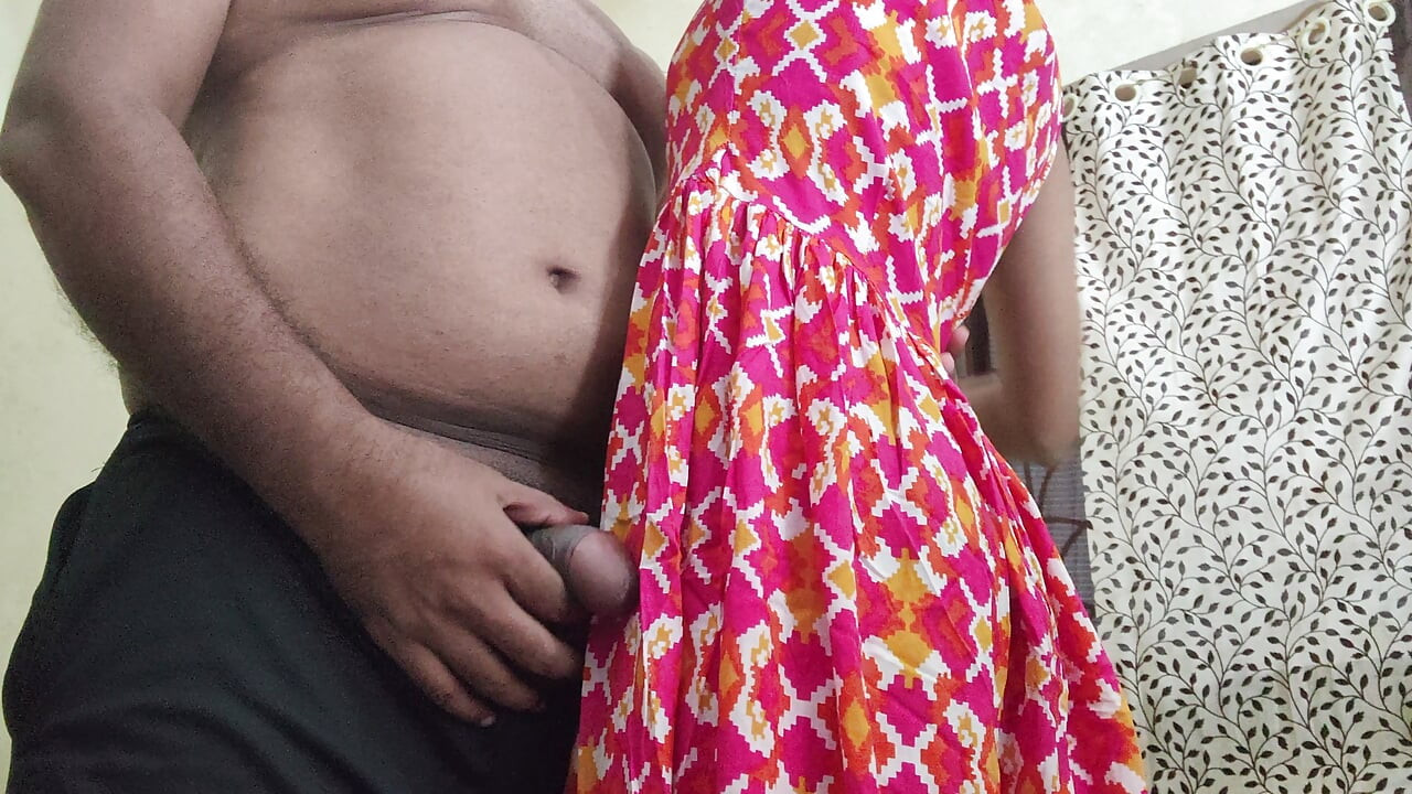 DESI HOT SALI AAPNE JEEJA KA LUND CHOOSATE HUYE