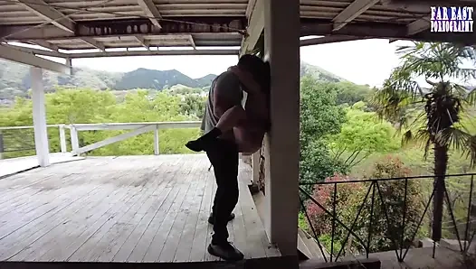 Поднятая толща безумие с гладкой тугой красоткой жестко подпрыгивает в жирной выставленной игре - Ep-2