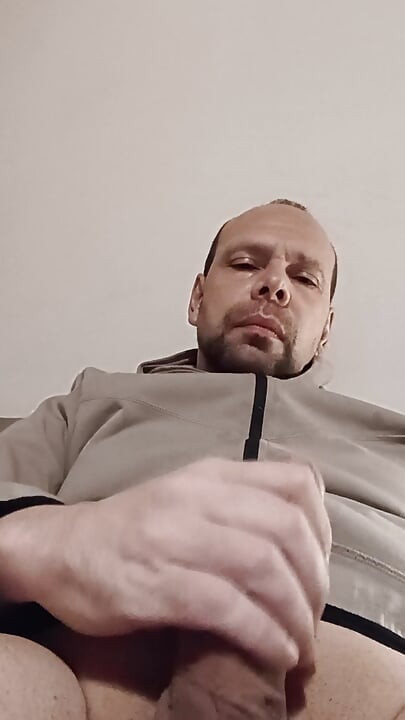 Exposición para un joven desconocido de 18 años