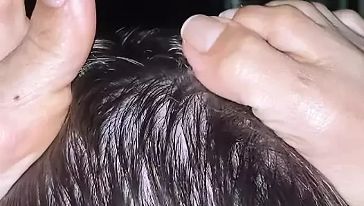 Melove stöhnt zum ersten mal auf Video... muss man gesehen haben