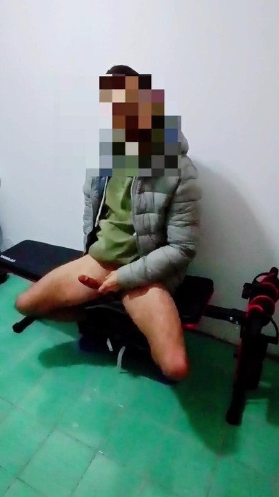 Epski trenutak iz "Želi da masturbiram i svršim za nju!"