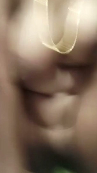 India hot desi aunty  masturbation  in bedroom | Clip 1