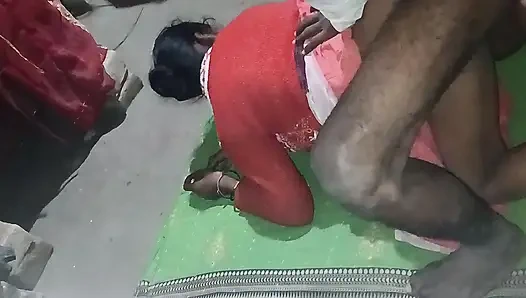 Desi Village Bhabhi Ko Doggy Style Mein Jamkar Choda – Tight Chut Faad Di Hindi Audio