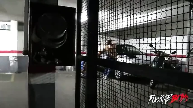 Threesome in Parking