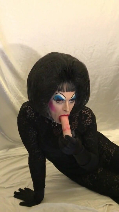 Drag Queen สาวร่านเริ่มต้นเว็บแคมกับอาจารย์! | คลิป 2