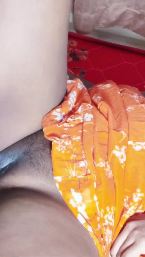 Desi village horny big boobs bhabi romantic fuck by devar | Clip 1