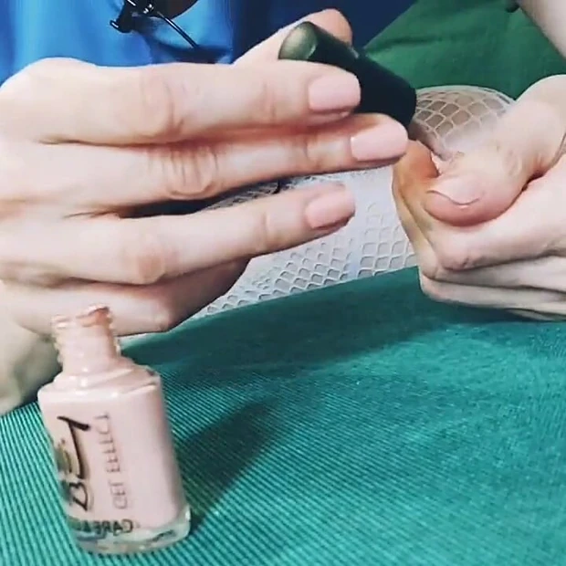 Mi-am pictat unghiile. Asmr