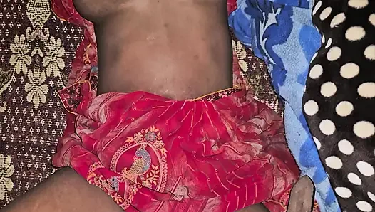 Memek hitam dipijat dengan minyak dan ngentot habis-habisan kakak ipar india