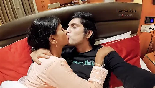 Its Feels so Good Fucking MILF in Hotel Room