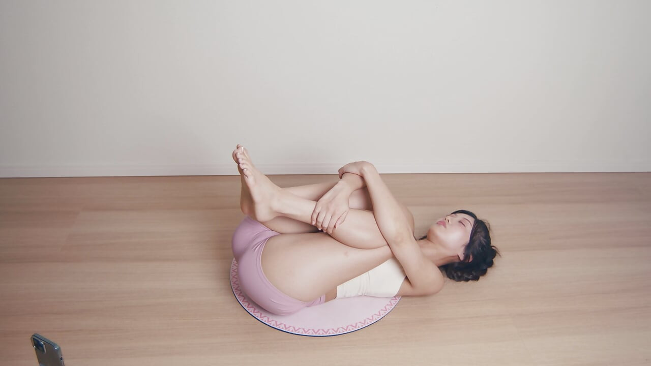 Relaxing Bedtime Yoga Routine, KAWAII YOGA