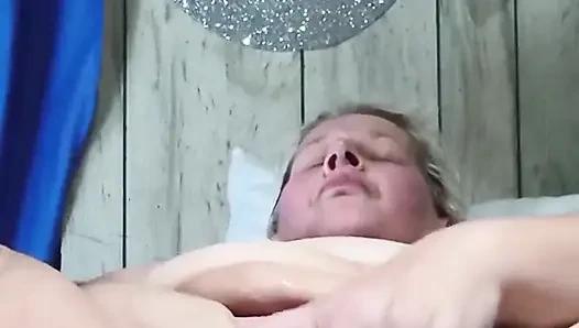 Bu gevşek amcığı açmak ister misin?