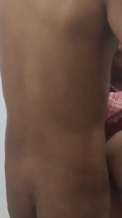 隣人の義姉が平手打ちされた |隣人の義理の妹の性別 | クリップ 1