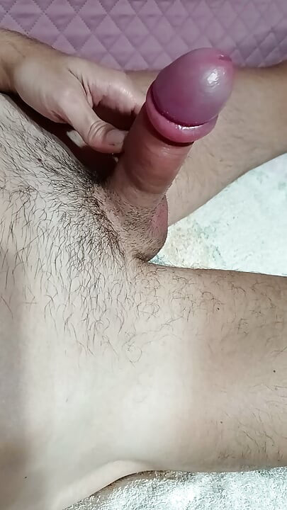 I'm pumping my cock and swinging it