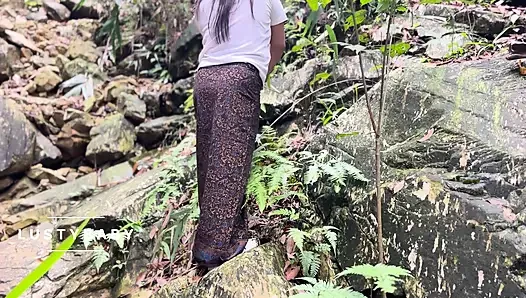 Jungle ma nangai dekhyo malai ani sex garyo ma saga