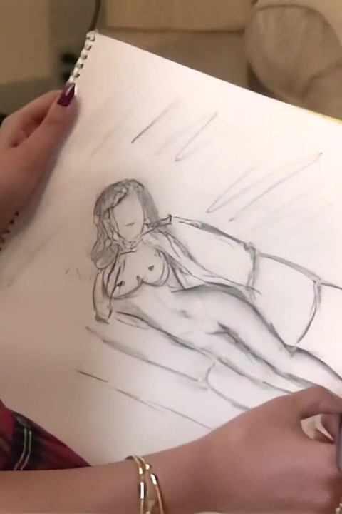 Kelsey Heart: Ξαφνική λαχτάρα για λεσβιακούς οργασμούς