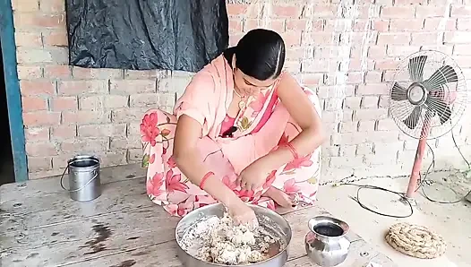 Apne he stepsister ki friend ko virgin pussy fuck kiya or pussy ros nikal kar jiv se chata,gud ki ros pilaya.. a