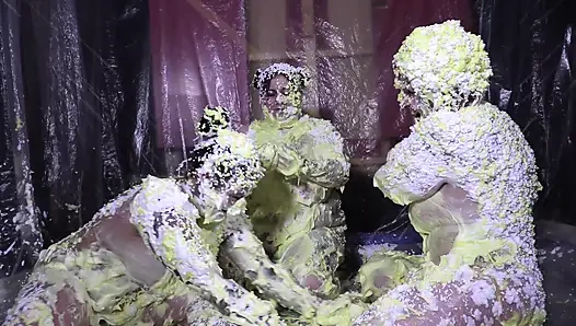 Aksi hot lesbian cheyenne hannah dan skyler