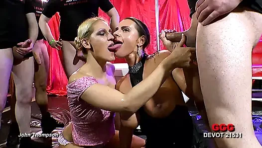 Ggg John Thompson - Cony Clay Ve Seksi Susi Vahşi Döl Ve Sidik Partisi