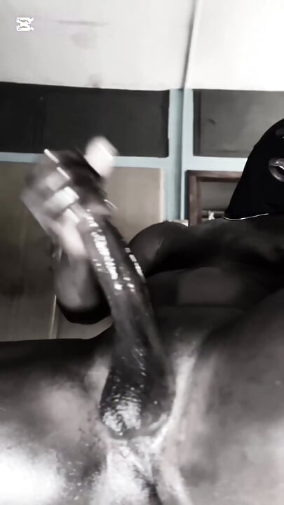 Nasty Guy Wanna Fuck Hard