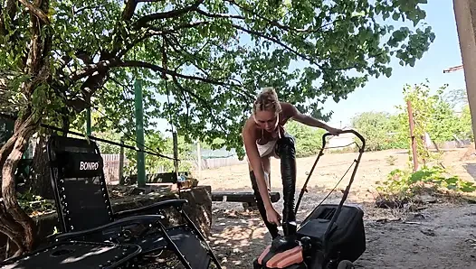 Cranking in Sexy Platform Shoes Lawn Mower & Car Wont Start