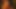 Genç beyaz kız krem ​​pasta ile bbc alır