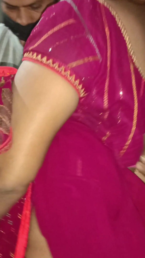 Pinky left sister-in-law in all the blouse and sat on the | Clip 1