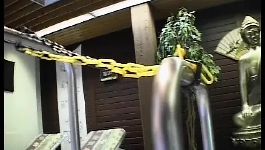 Di Balik Pintu Jerman Kacau Dengan Rajin - Film Lengkap