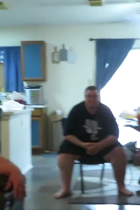 Ssbbw Lucki Lexxi's Sub on put her shoes