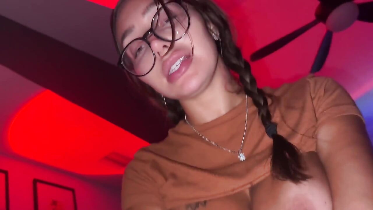 Whore Sisi Rose Tastes Her Asshole on Teddy Tarantinos Cock