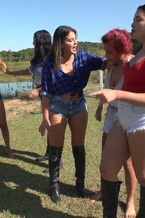 4 Girls
